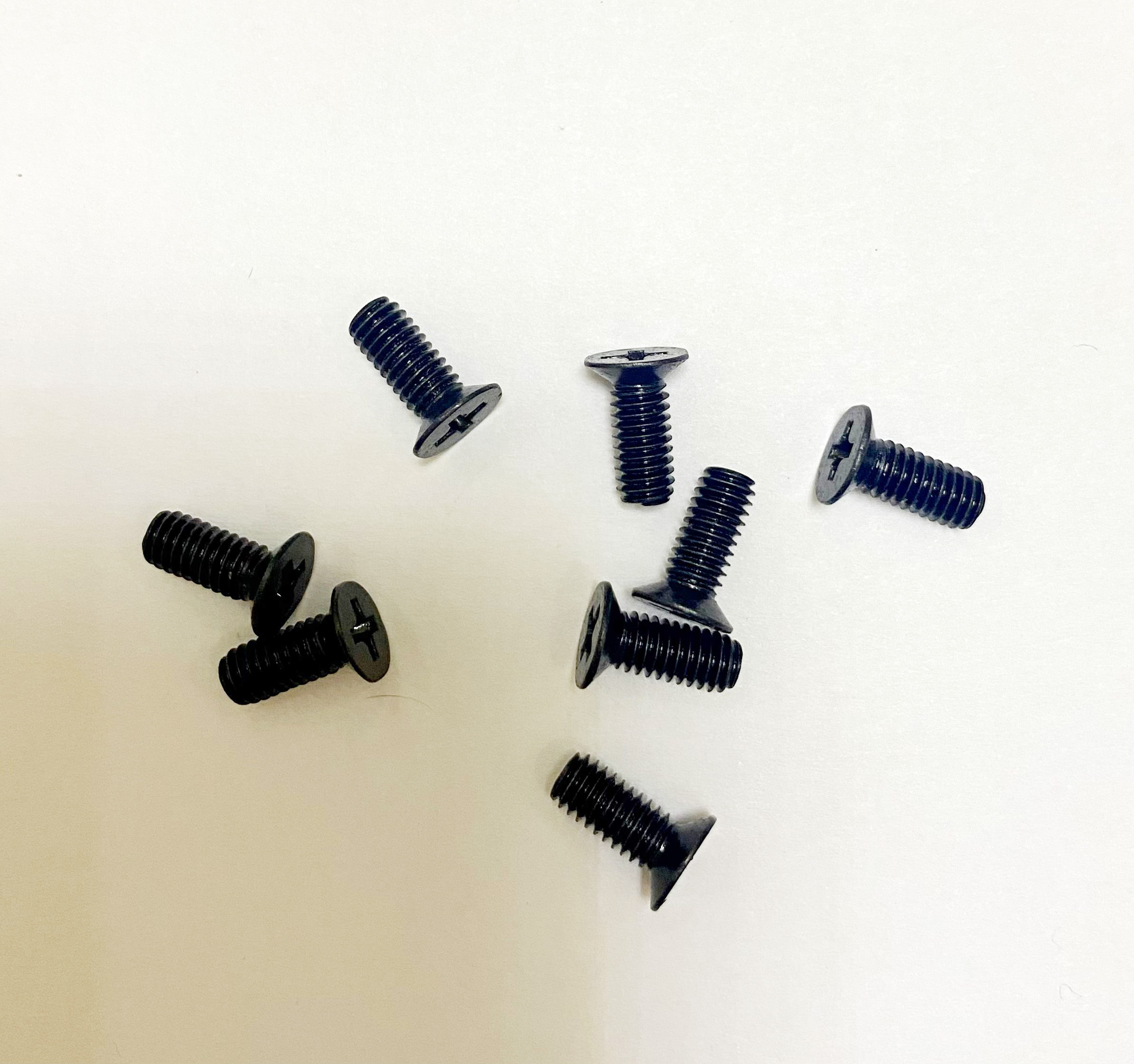 平头十字碳钢发黑M4 x 10mm螺丝